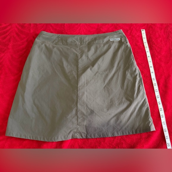 Patagonia Olive Green SZ 6 Skort Perfect With Liner High Waisted Flattering Cute - Picture 5 of 12